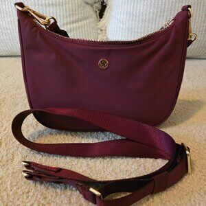 Lululemon Adjustable Mini Shoulder Bag 3L